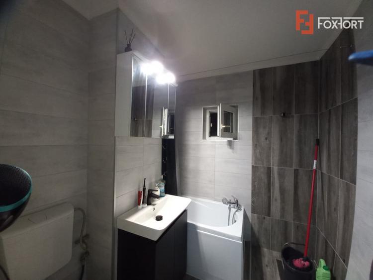 Apartament cu 3 camere, recent renovat – zona Bega Shopping Center