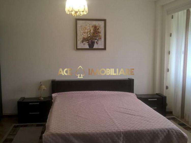3 Camere de inchiriat | Unirii | Centrala | Parcare |
