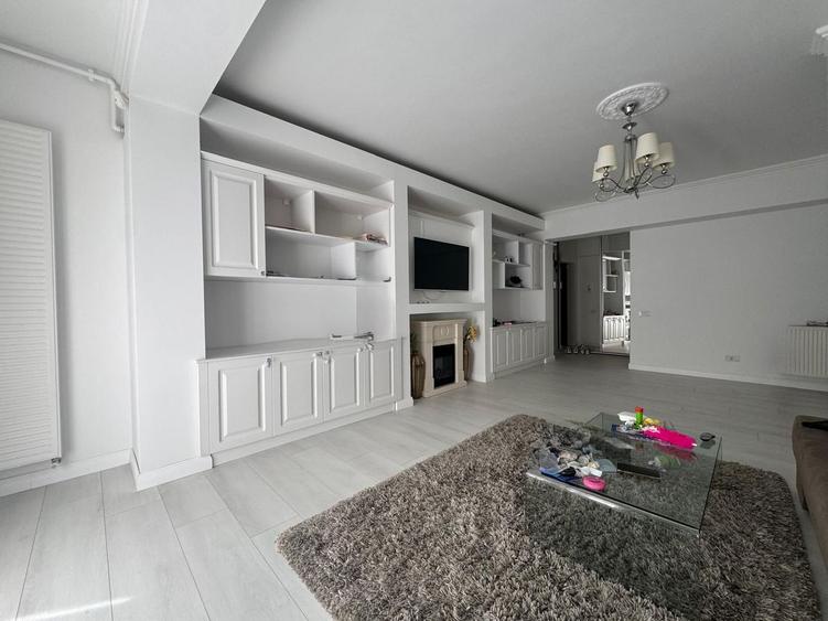 3 camere + LOC DE PARCARE inclus || AVIATIEI