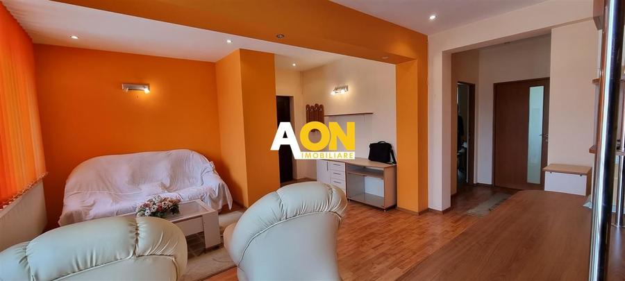 Apartament Zona Centru, Bloc nou, 6 Camere, Garaj