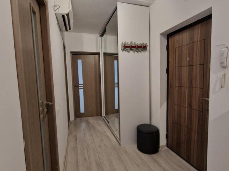 Închiriere Apartament 2 camere în Crangasi pe bulevard