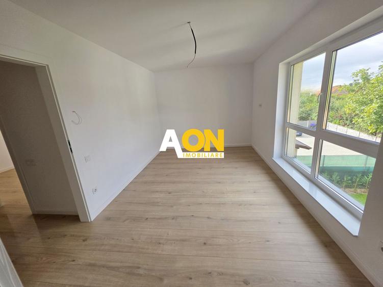 1/2 Duplex finisat la cheie, 4 camere, 317 mp teren, zona Centru