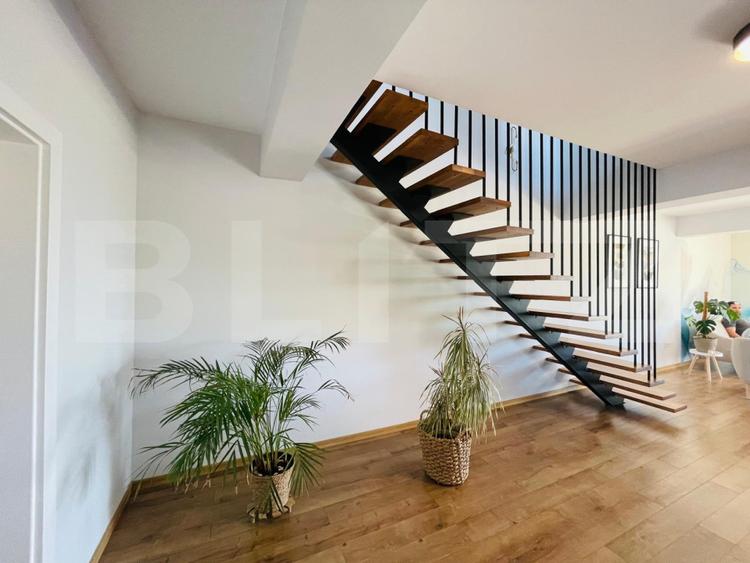 Duplex 4 camere, 136 mp, zona Miroslava