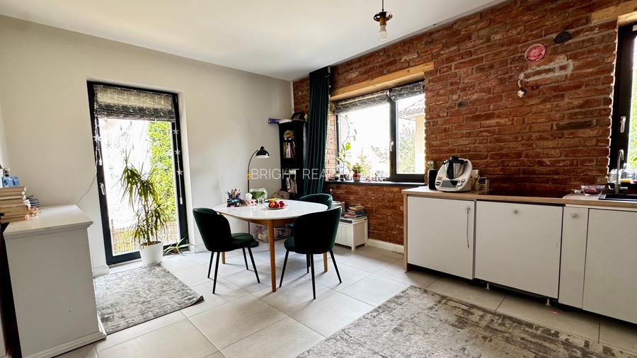 Casa de vanzare tip duplex- proprietate exclusiva in Centru vechi -curte privata - 8
