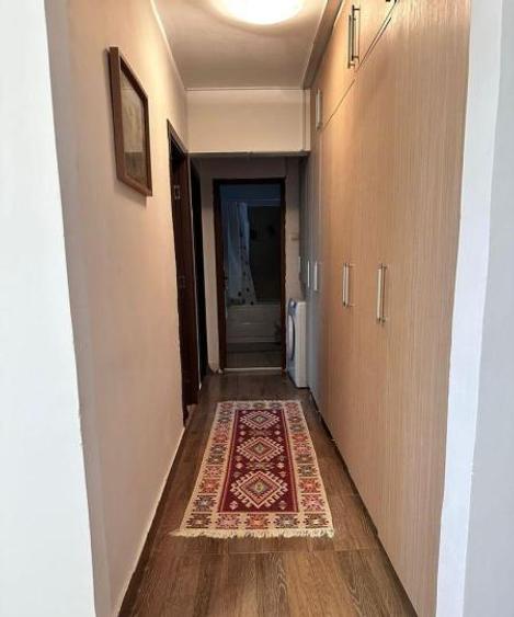 Apartament - 3 camere - decomandat - Obor