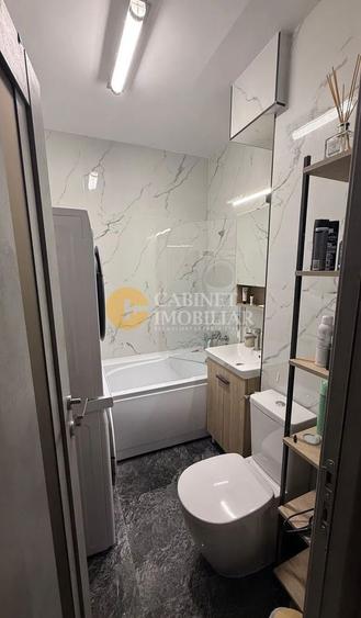 3 camere decomandat - Etaj Intermediar - 72mp-  Zona Alexandru Cel Bun/ Minerva