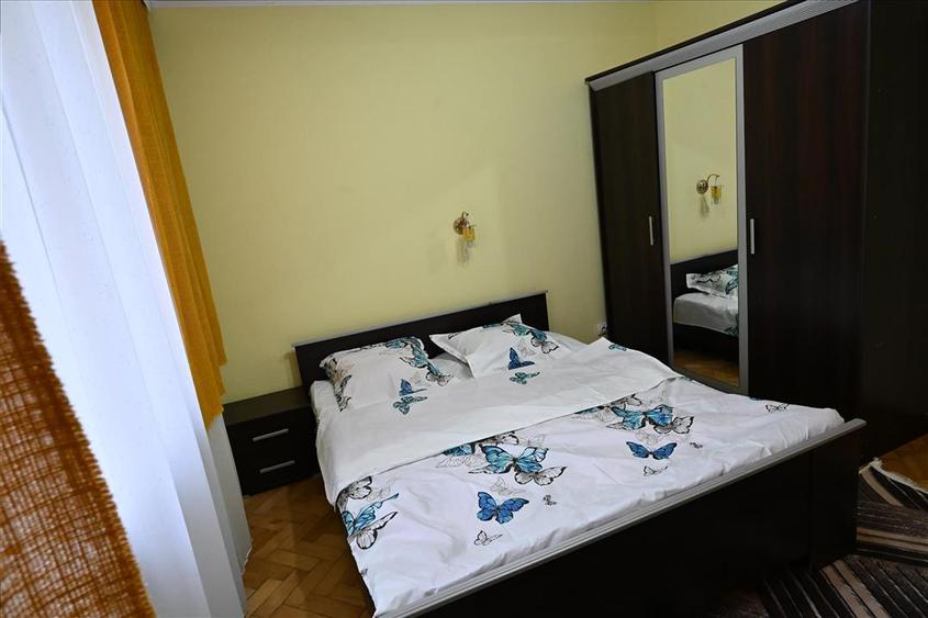 Apartament 2 camere De Inchiriat Ultracentral Cu loc Parcare
