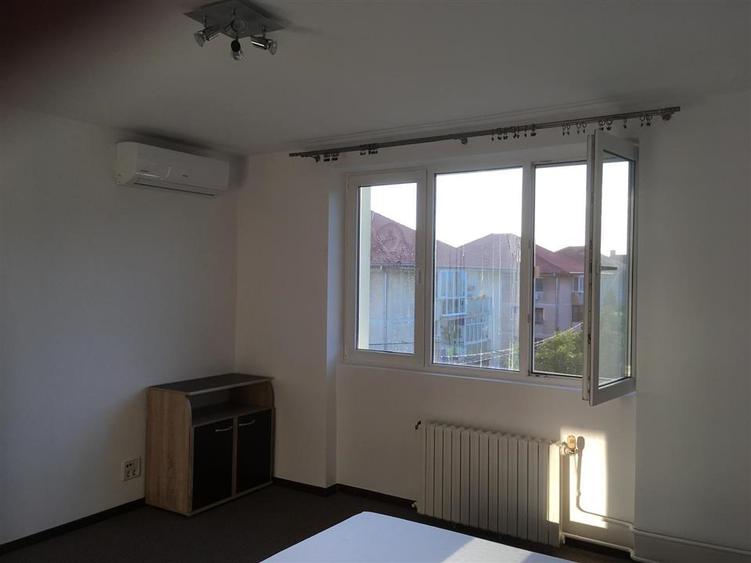 Apartament 2 Camere Campus Universitar / 2 Minute De UVT - Complex Studentesc