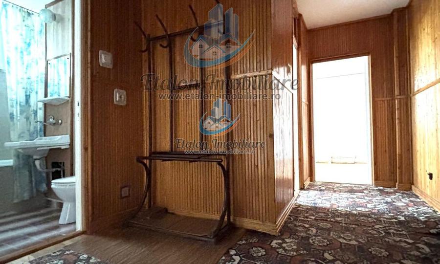 Apartament 2 camere decomandat, zona centrala Muzeu, Piatra Neamt