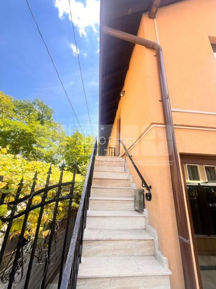 Apartament la vilă de Închiriat |Suceava/Central | 400E /luna - 6