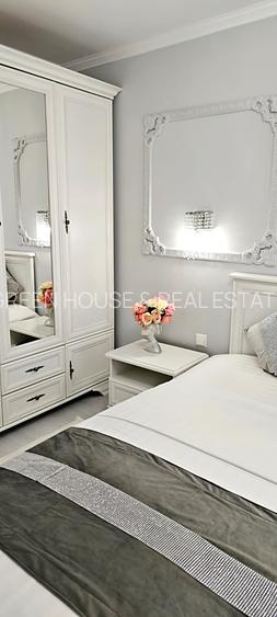 Apartament 3 camere , zona Decebal-Piata - 16