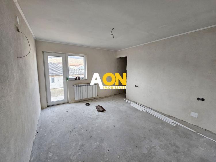 Casa 5 camere, 952 mp teren, Alba - Micesti partea stanga