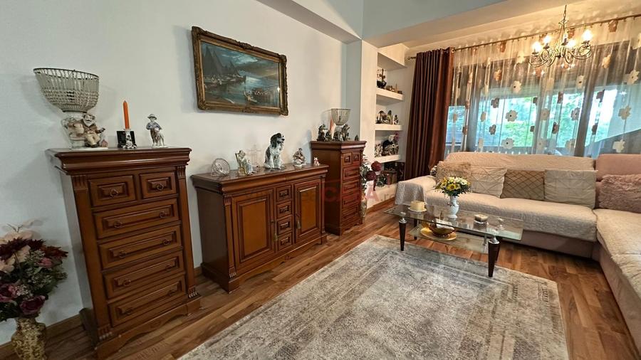 Vila 5 camere - Otopeni