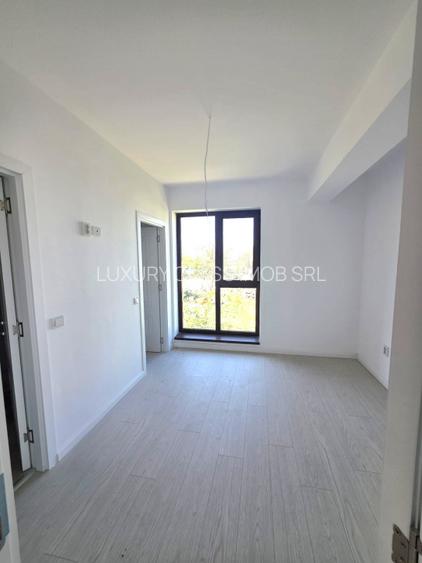 Vanzare Vila Individuala/Cristalului/5 camere id nr 54 - 2