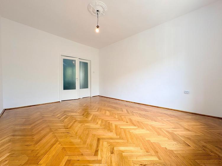 3 camere spațios și luminos, cu 2 garaje, in zona Iosefin