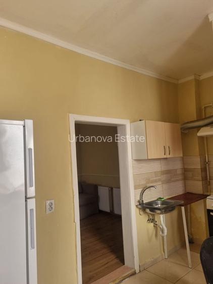 Garsonieră spațioasă zona centrala, curte comuna. - 9