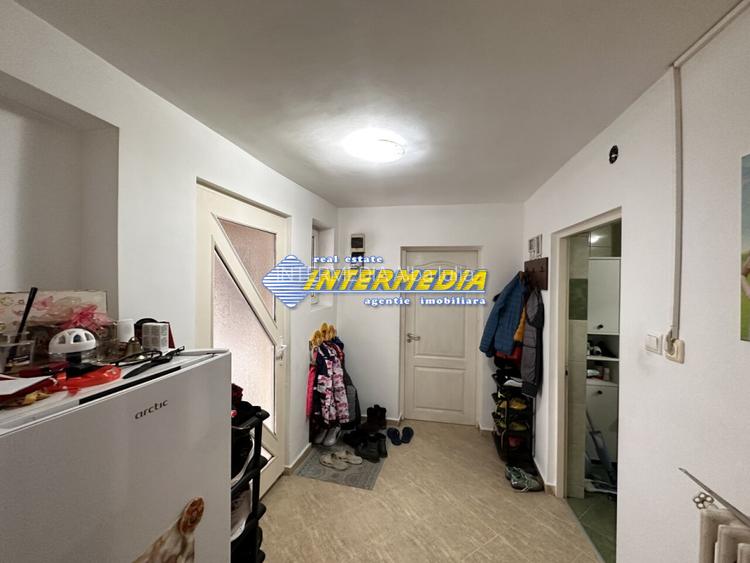Casa cu 3 camere  in Cetate la asfalt cu 1176 mp Teren - 14