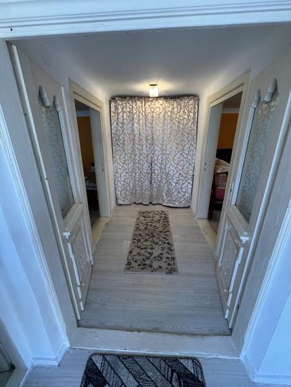 IMOBIL DE VANZARE – 2 CORPURI DE CASĂ | TEREN 285 MP | TOATE UTILITĂȚILE