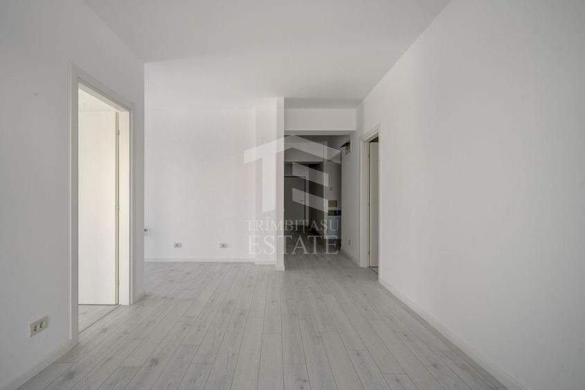 3 CAMERE VEDERE SUPERBA SPRE LAC BLOC NOU FINALIZAT TERASA GENEROASA
