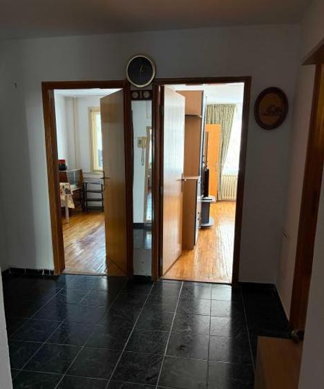 Apartament -4 camere - decomandat - Dristor