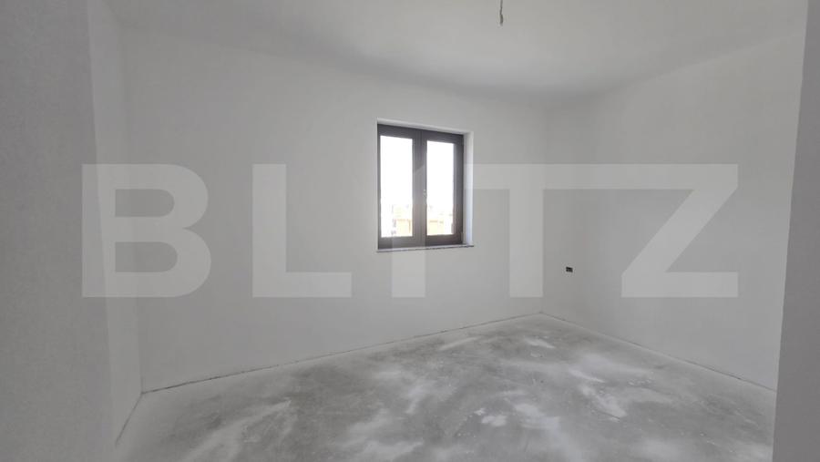 Apartament 3 camere, 70.70 mp, zona Micro 16
