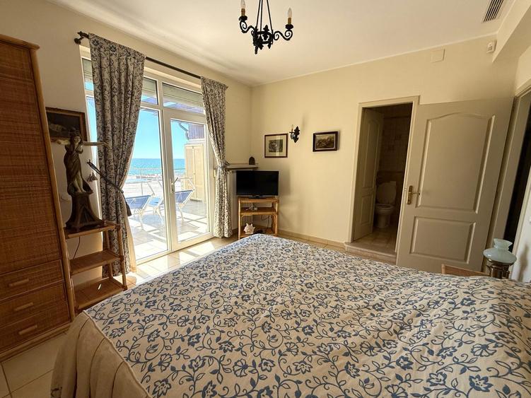 Apartament 4 camere, 101.21 mp, pe plaja Coral Beach – Navodari