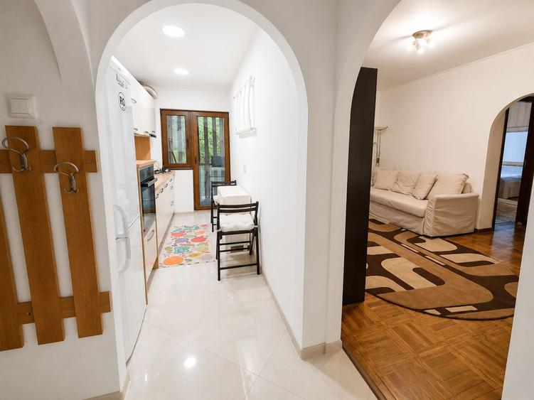 AFI COTROCENI / 2 CAMERE / METROU ORIZONT