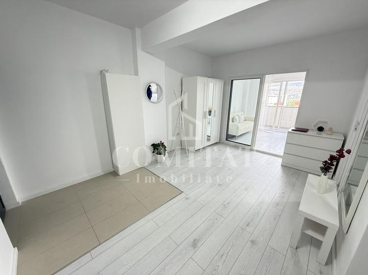 Apartament cu 2 camere | Terasă generoasă |Etaj intermediar | Fabricii