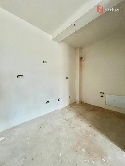 Apartament 2 camere de vanzare, zona Torontalului