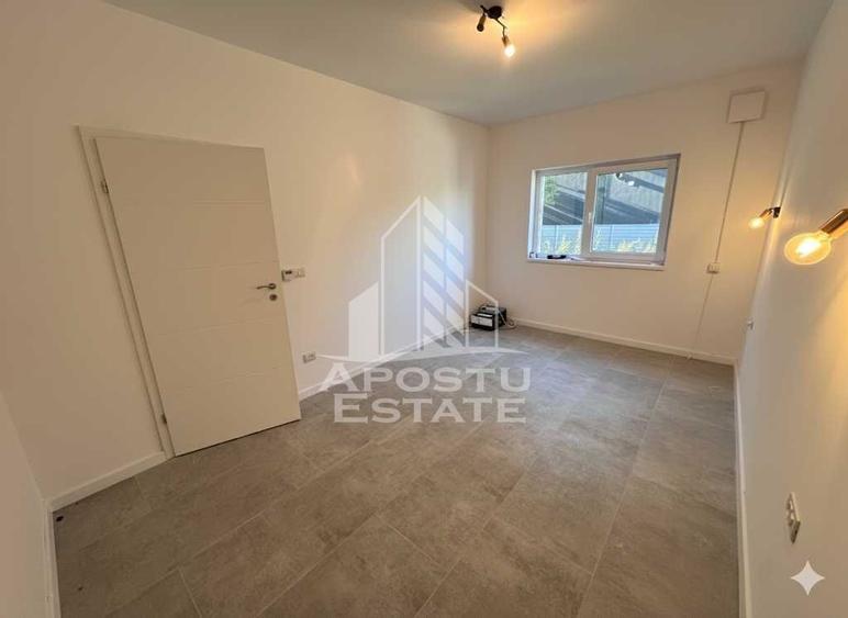 Spatiu comercial 104mp, 4 locuri de parcare, Dumbravita