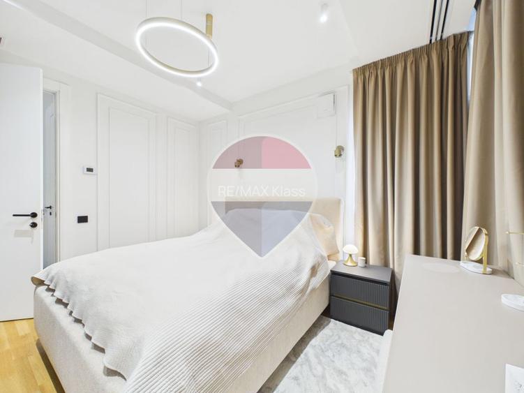 The National Collection | Parcela de teren | Autorizatie Constructie