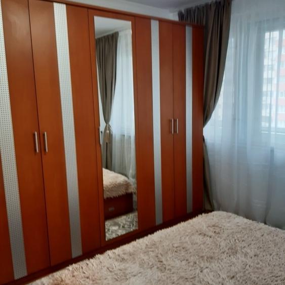 Inchiriez apartament 2 camere la 3 minute de metrou Stefan cel Mare