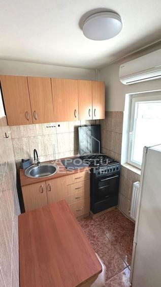 Apartament de vanzare cu 1 camera, etaj intermediar, Lipovei,Timisoara