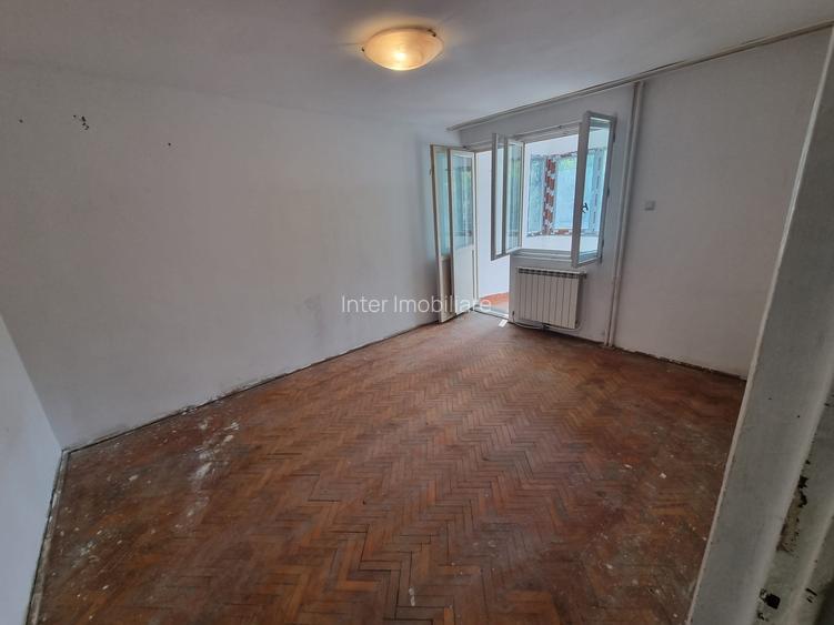 Apartament 2 camere decomandat Piata Nicolina - 8