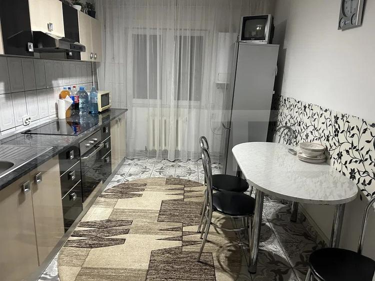 Apartament 2 camere, la parter zona Lama