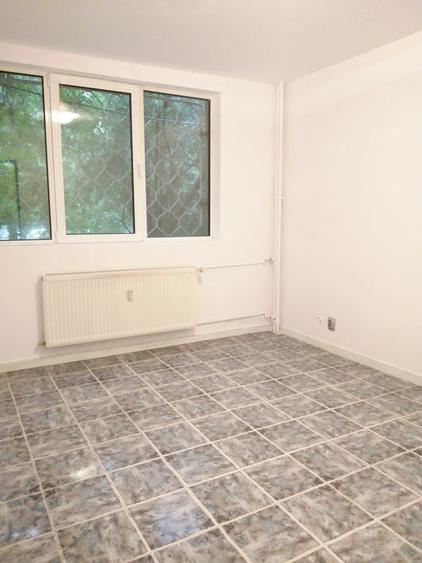 Drumul Taberei, Moghioros,4 CAM CF 2 parter, birou/firma