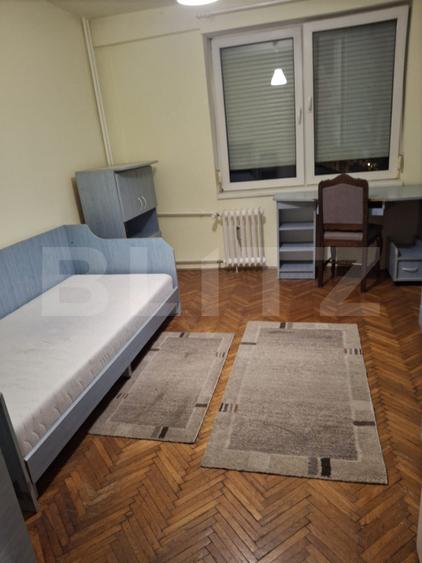Apartament cu 3 camere, 70 mp, zona Bulevardul Dacia