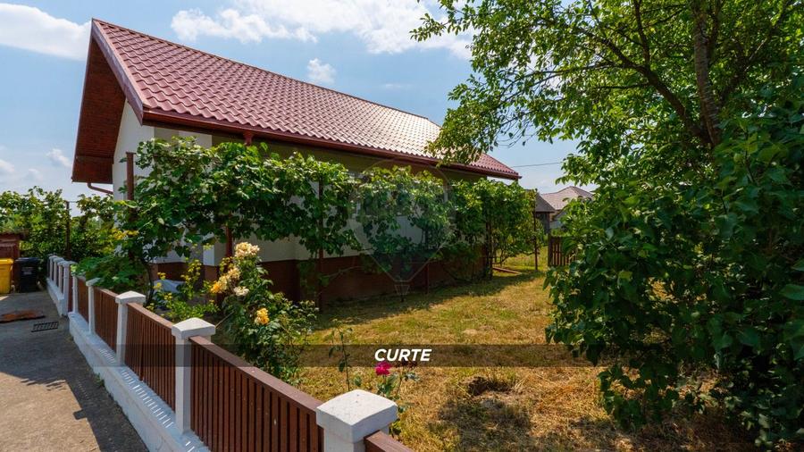 Casa si teren de vazare in Miresu Mare, oferta speciala