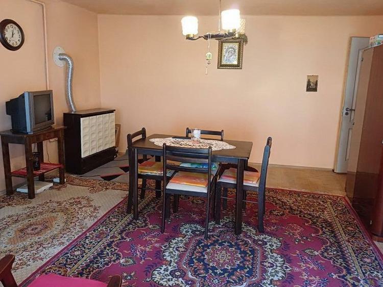 Casa batraneasca solida in zona semicentrala foarte linistita