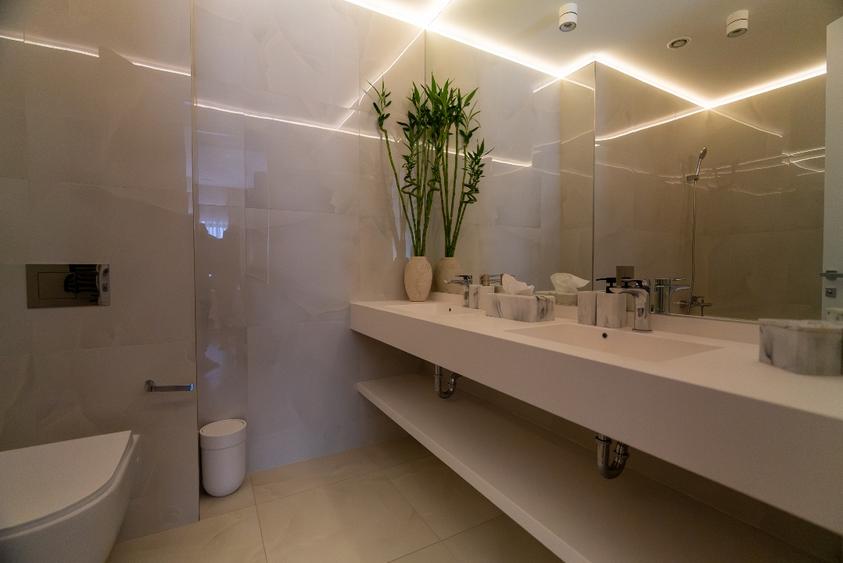 Vanzare Apartament 3 camere lux One Verdi Park , mobilat, vedere la parc,