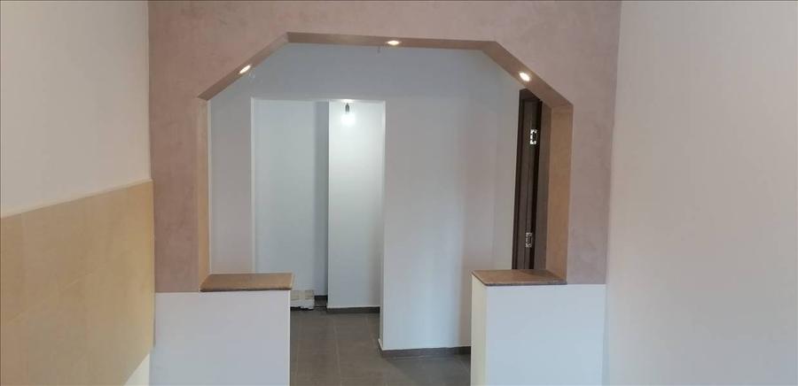 Apartament cu doua camere situat in zona centrala a mun. Focsani.