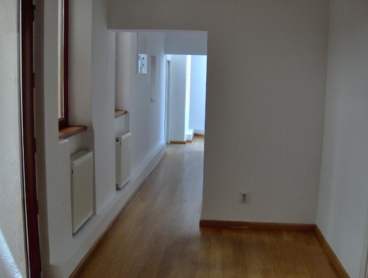 Apartament 6 camere, Calea Victoriei langa Athenee Palace Hilton