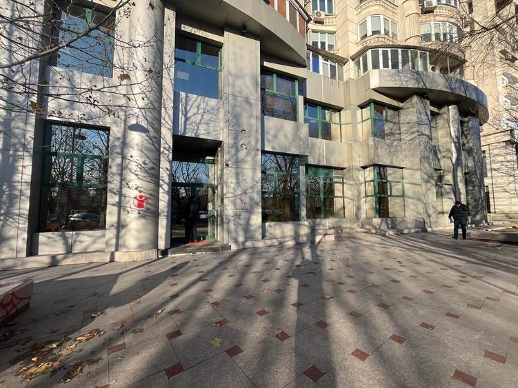 Spațiu comercial 485 mp cu ISU, Unirii, pretabil clinică/bancă