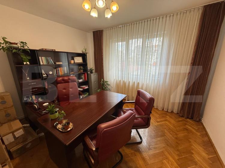 Apartament 4 camere, 80 mp, zona Cipariu