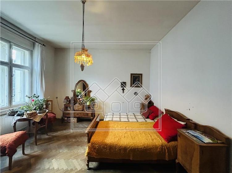Casa individuala, teren de 900 mp utili, Zona Calea Poplacii
