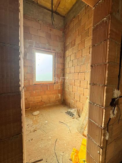 Casă individuală la roșu – 118 mp utili, teren 420 mp, drum privat și curte - 19
