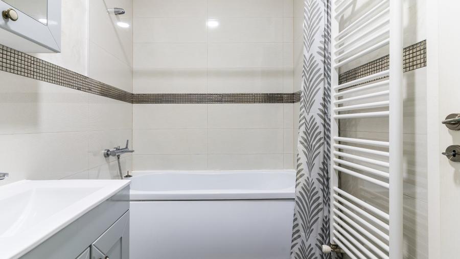 Apartament 2 camere, cart.Europa, str.Aurel Gurghianu, parcare subterana, balcon
