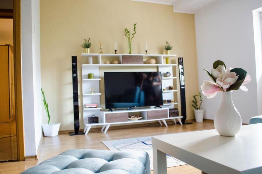 Vila multifamiliala /3 apartamente si 1 studio /Sector 2 /curte individuala