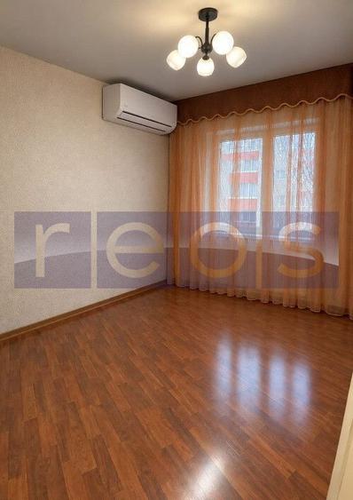 VANZARE 3 CAMERE DECOMANDAT - TIMPURI NOI