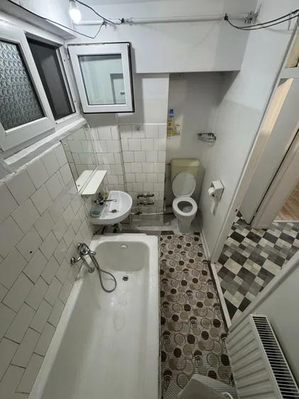 Apartament 2 Camere In Cantemir Chiar pe Bulevard la etajul 1